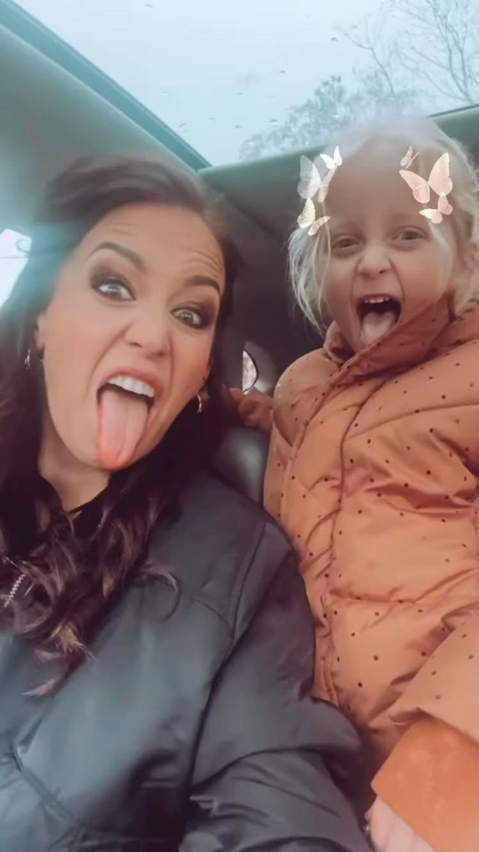 FOTO: Dcera Agáty se rozešla s klukem. – stránka 2705