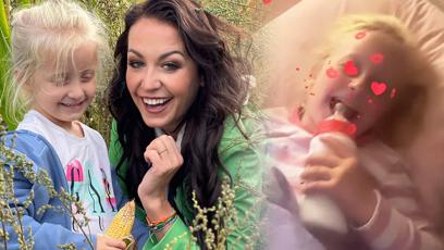 FOTO: Agáta Mie před spaním dává sunar.