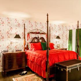 Uvnitř domu se prakticky nic nezměnilo.