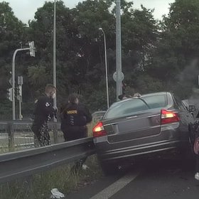 Na místo nehody přiletěl i vrtulník