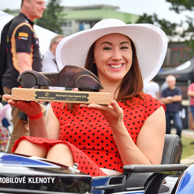 Poslední dubnovou sobotu se v Praze opět představí top výběr vzácných historických osobních automobilů. 