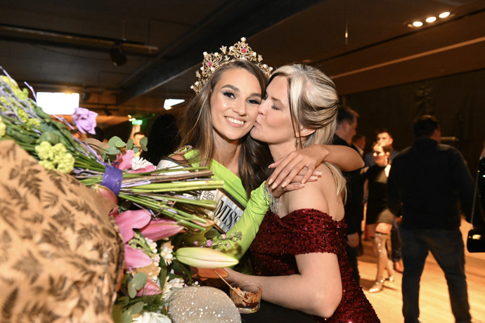 FOTO: Dominika Němečková slavila se svou krásnou maminkou. – stránka 15
