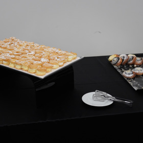 Nechyběly ani sladkosti. 