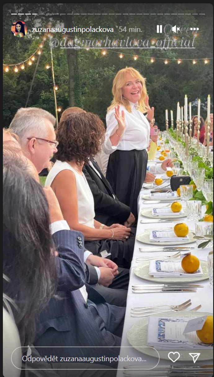 FOTO: Dagmar Havlová na oslavě Zuzany Augustin Poláčkové – stránka 453