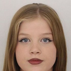 Policie pátrá i po čtrnáctileté Anetě Zatloukalové.