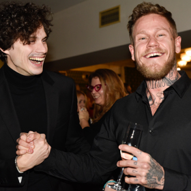 Matěj Paprčiak chodí s dcerou Evy Holubové.