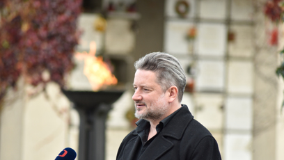 FOTO: Na pohřeb Michala Ambrože dorazila řada známých osobností i fanoušků z řad rockerů.