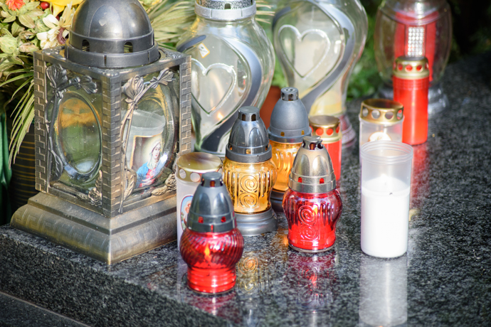 FOTO: Hrob Karla Gotta, tři roky od smrti zpěváka. – stránka 104