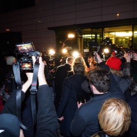 Andrej Babiš přijel se svou ženou Monikou do svého volebního štábu. 