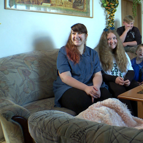 Manžel Gábiny je tak trochu pruďas. 