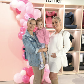 Monika s těhotnou Dominikou Myslivcovou. 