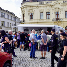 Prošli i policisté, jejich asistenece není třeba.