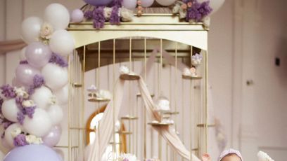 FOTO: Rumia rozdává rozkošné úsměvy na všechny strany.