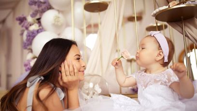 FOTO: "Chtěla bych ti poděkovat jsi to nejcennější a nejkrásnější co mě v životě mohlo potkat," napsala Monika ke krásnému snímku.