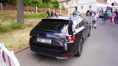 FOTO: Ochranka Andreje Babiše má v autě maják. Ten však nesmí používat.