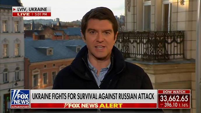 FOTO: Benjamin Hall pracoval pro Fox News. – stránka 1110