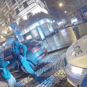 A pak zase další. Až s nimi se hodlal domluvit.