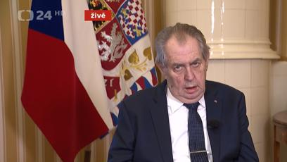 FOTO: Prezident Miloš Zeman promluvil k národu.