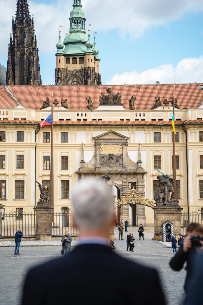 FOTO: Petr Pavel už bude úřadovat z pražského Hradu jak se sluší a patří. – stránka 2419