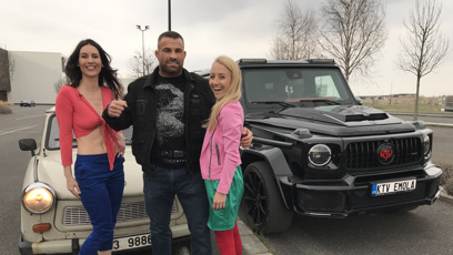 FOTO: Vémola s moderátorkami pořadu.