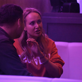 Karolína Krézlová na party Survivora v Duplexu.