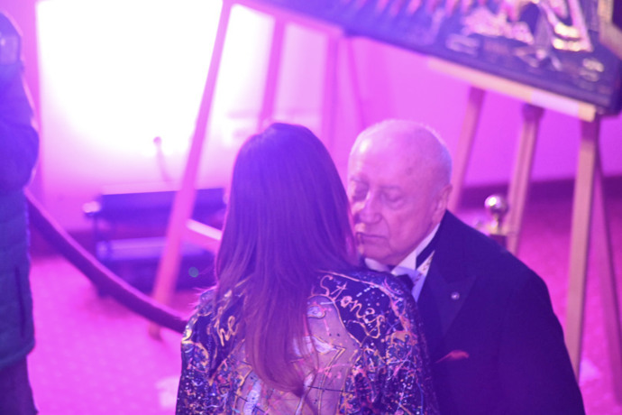 FOTO: Slováček s Gelemovou – stránka 830