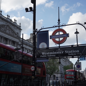 Přípravy na korunovaci.