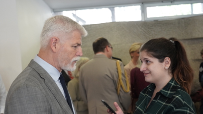 FOTO: Prezident Petr Pavel během rozhovoru pro eXtra.cz na české ambasádě v Londýně.