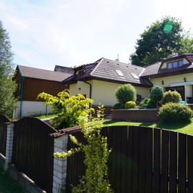 Víkendové bydlení vůbec nebylo laciné.