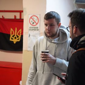Kyril je ve čtvrtém ročníku medicíny. V jednadvaceti by měl mít úplně jiné starosti.