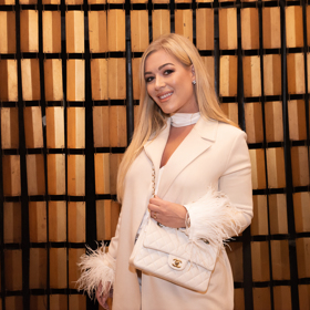 Dominika Myslivcová na premiéře filmu Indián v doprovodu svého přítele Zdeňka Ch.