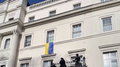 FOTO: Dům oligarchy Děripsasky obsazený squatery.