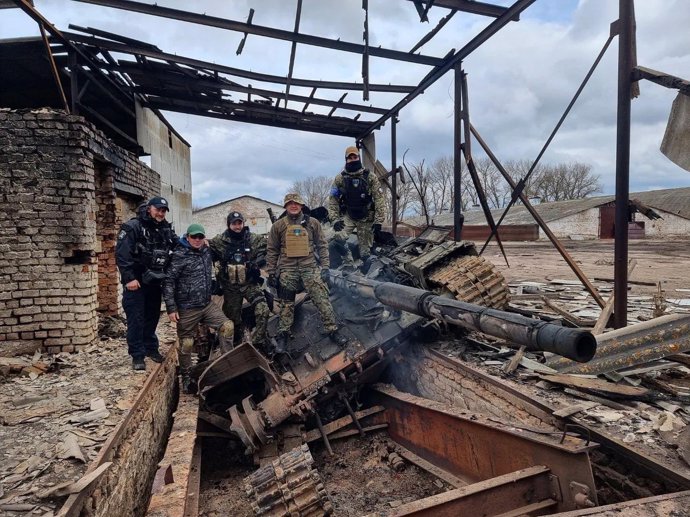 FOTO: Další z mnoha ruských tanků zničený ukrajinskými jednotkami. – stránka 1130