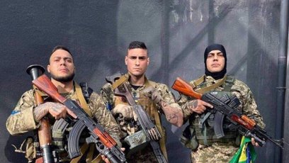 FOTO: Na obranu Ukrajiny údajně dorazila i trojice mužů až z daleké Brazílie.