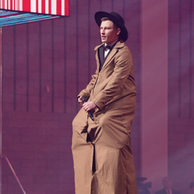 Mikýř jako moderátor na cenách Anděl.