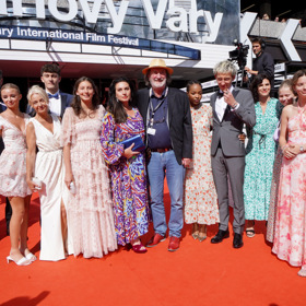 Polívka s rodinou, herečkou Veronikou Žilkovou a její dcerou Kordulou Stropnickou.