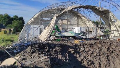 FOTO: Zdevastovaná letecká základna.