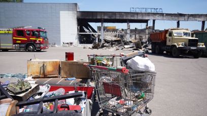 FOTO: Nákupní centrum bylo během útoku plné civilistů.