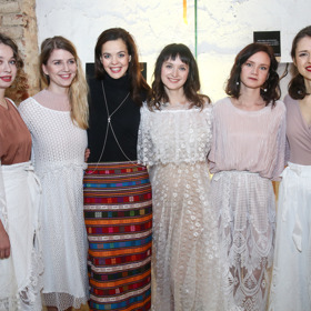 Frontmankou je známá Patricie Fuxová.