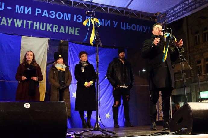 FOTO: Vystupující na pódiu. – stránka 1506