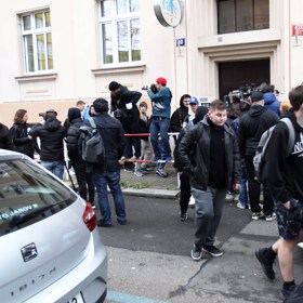 Přátelé oplakávají učitele Jana K.: Snad tu kreaturu zavřou na doživotí, říkají