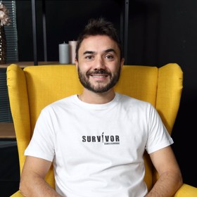 Vláďu jsme si pozvali do studia, kde nám povyprávěl o působení na ostrově, taktikách a nezapomenutelných momentech.