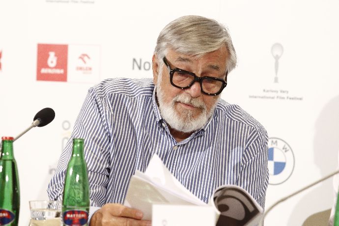 Foto k tématu Jiří Bartoška – stránka 907