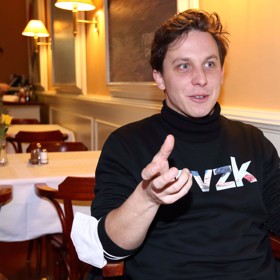 Kryštof Bartoš je vycházející hereckou hvězdou.