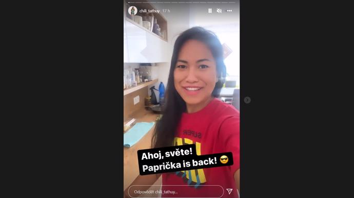 FOTO: Kritikům se vysmála. – stránka 227