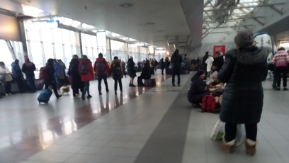 FOTO: Uprchlíci z Ukrajiny si s sebou berou jen to nejnutnější.