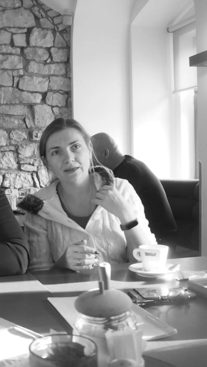 FOTO: Saša utekla před válkou na Ukrajině. – stránka 1404