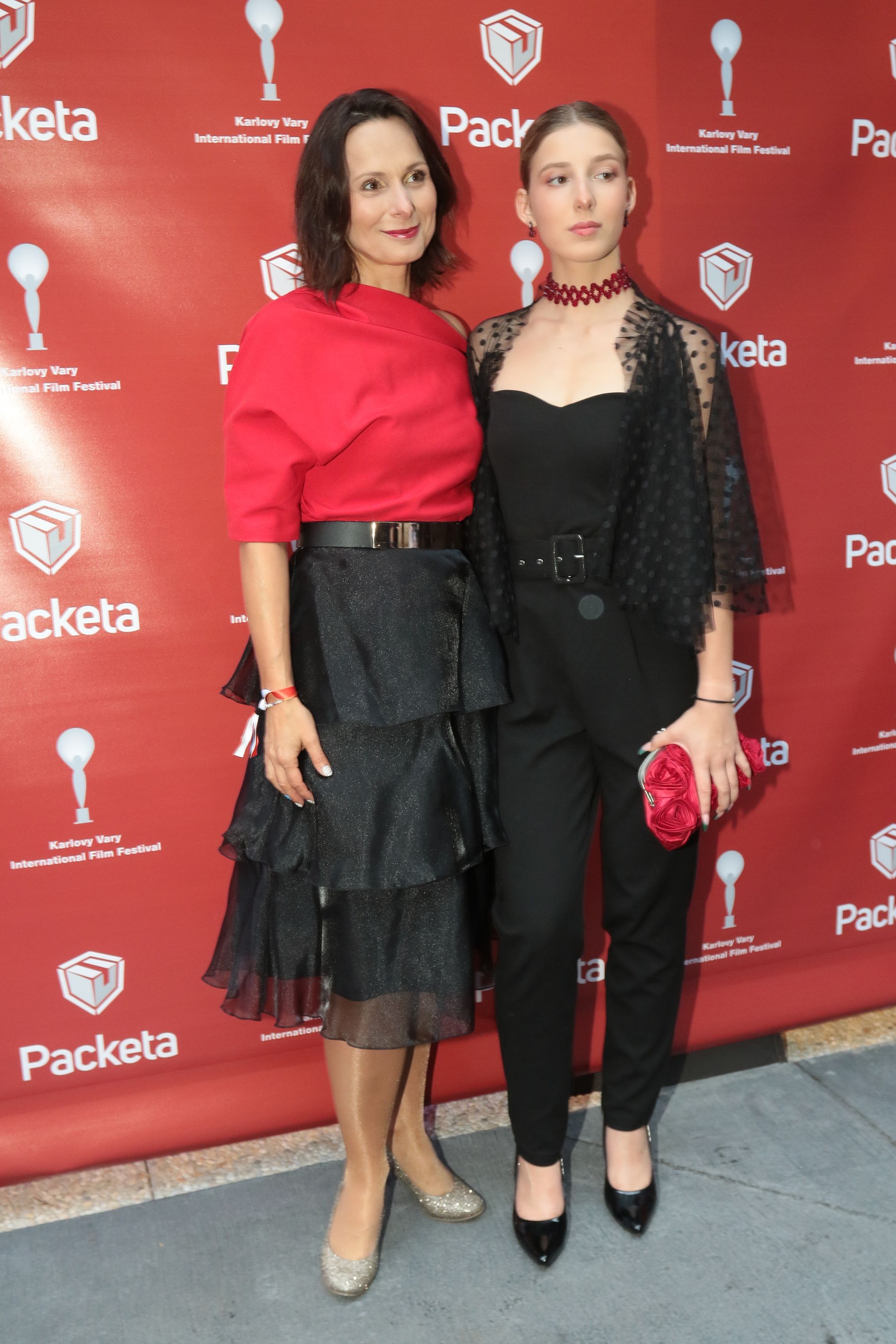 FOTO Herečka Zdeňka Žádníková udělala vyjímku a do společnosti vyvedla