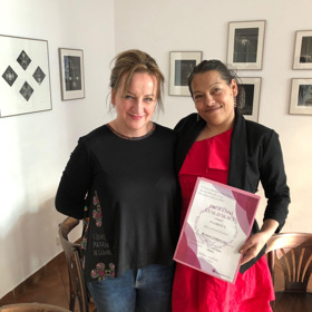 Romana ani v těžkých chvílích neztrácí svůj věčný optimismus. 