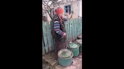 FOTO: Žena si myslela že její dům je v celku.